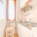 Casa A 300 Mt Dal Mare - Wifi Apartament