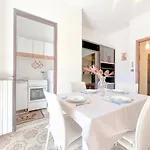 Apartament Casa A 300 Mt Dal Mare - Wifi *